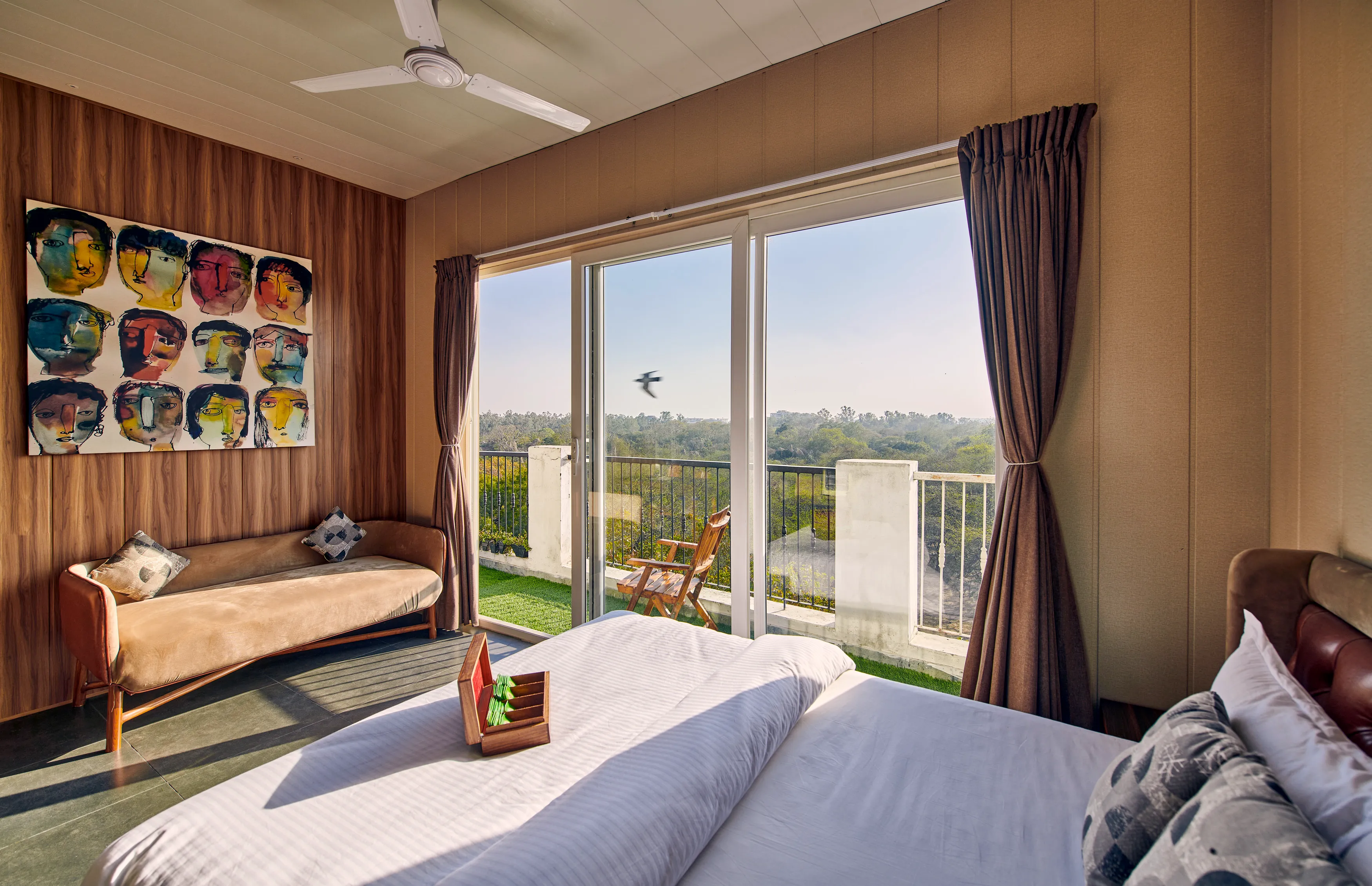 click to zoom Glamping studio