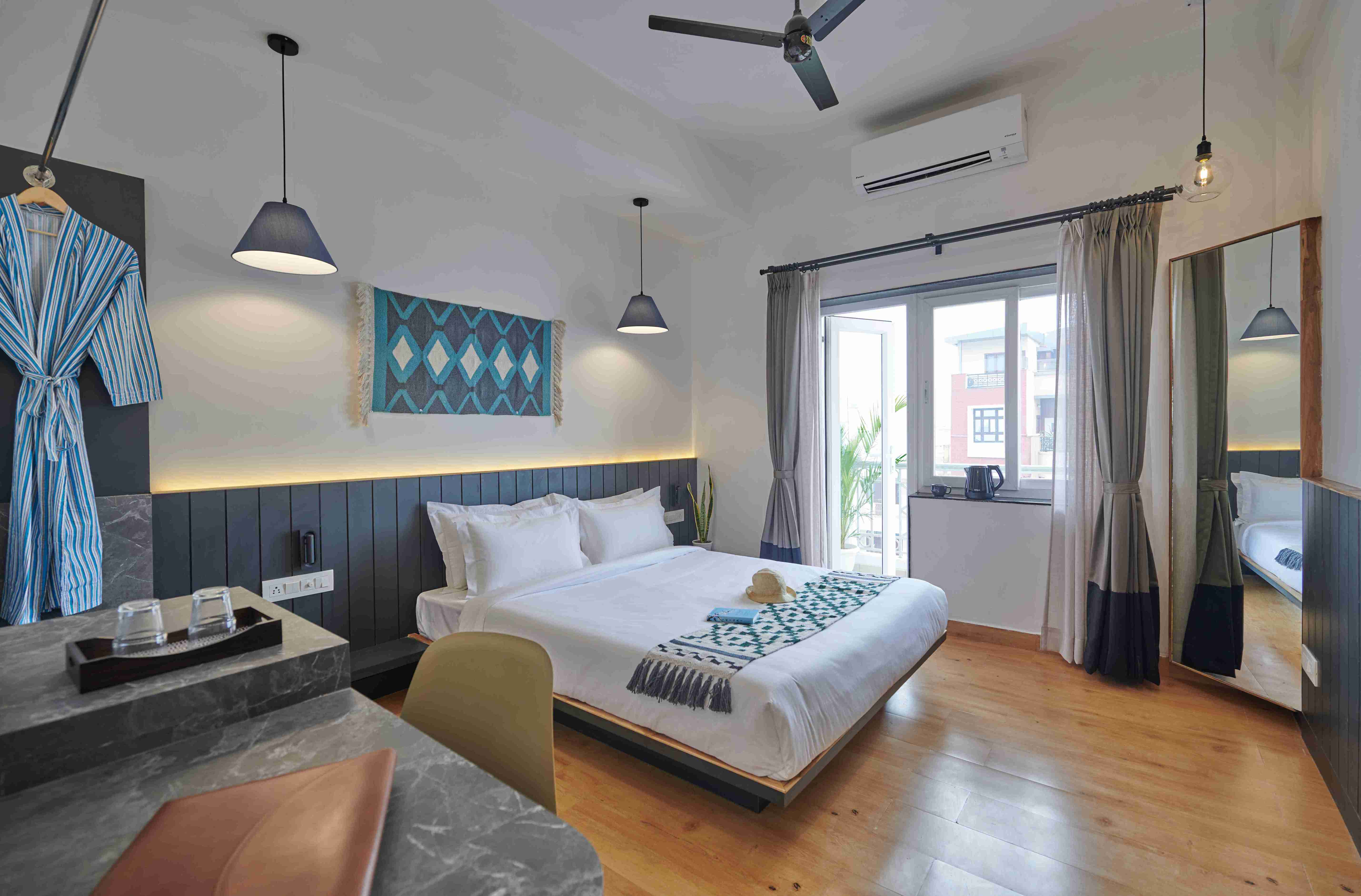 Poshtel VNS by Minimalist Hotels