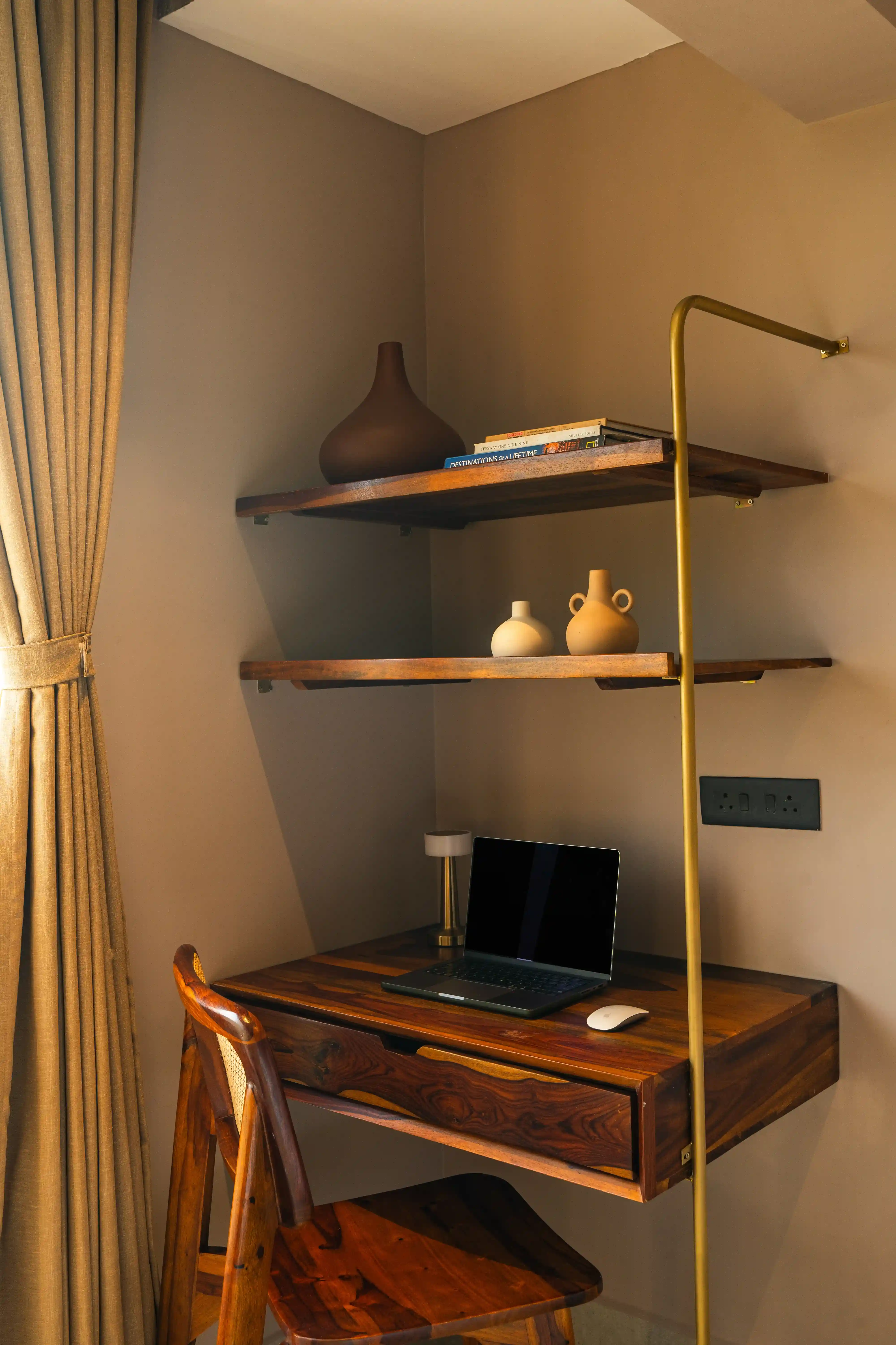 click to zoom Superior King Room