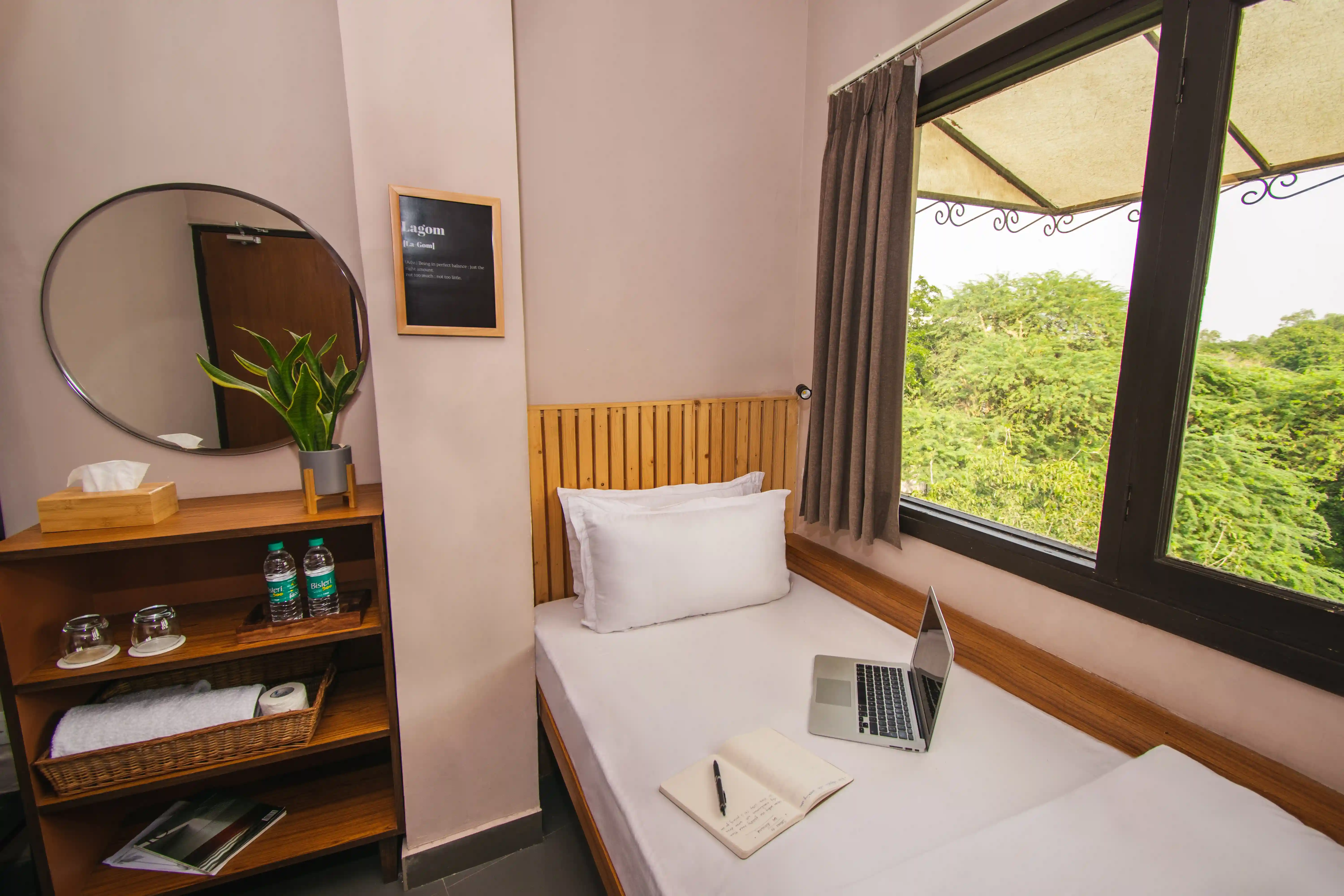 click to zoom Single Lagom