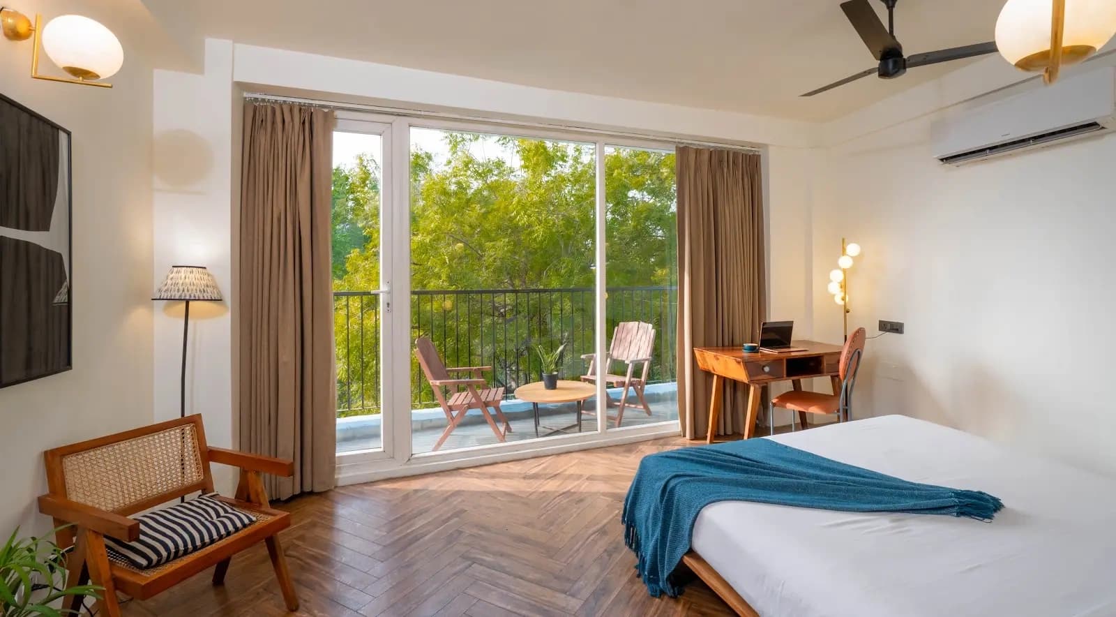 Japanese Simplicity, Scandinavian Functionality