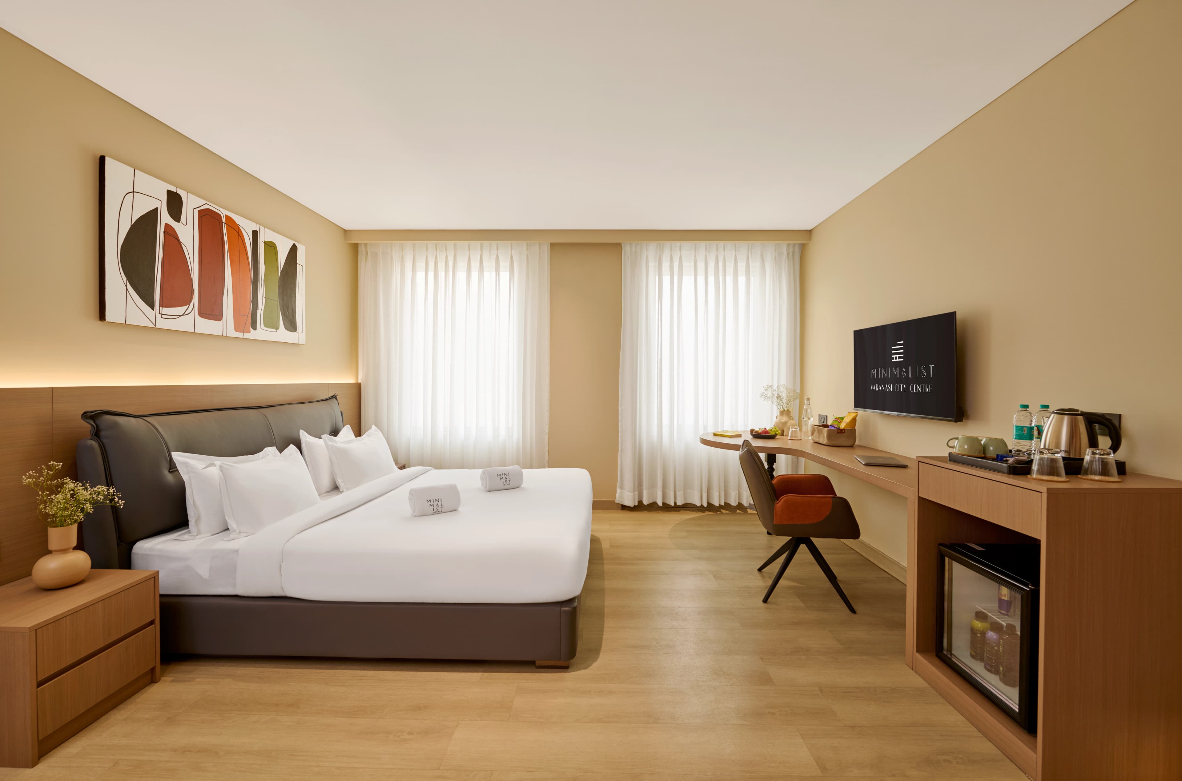 click to zoom Superior Studio