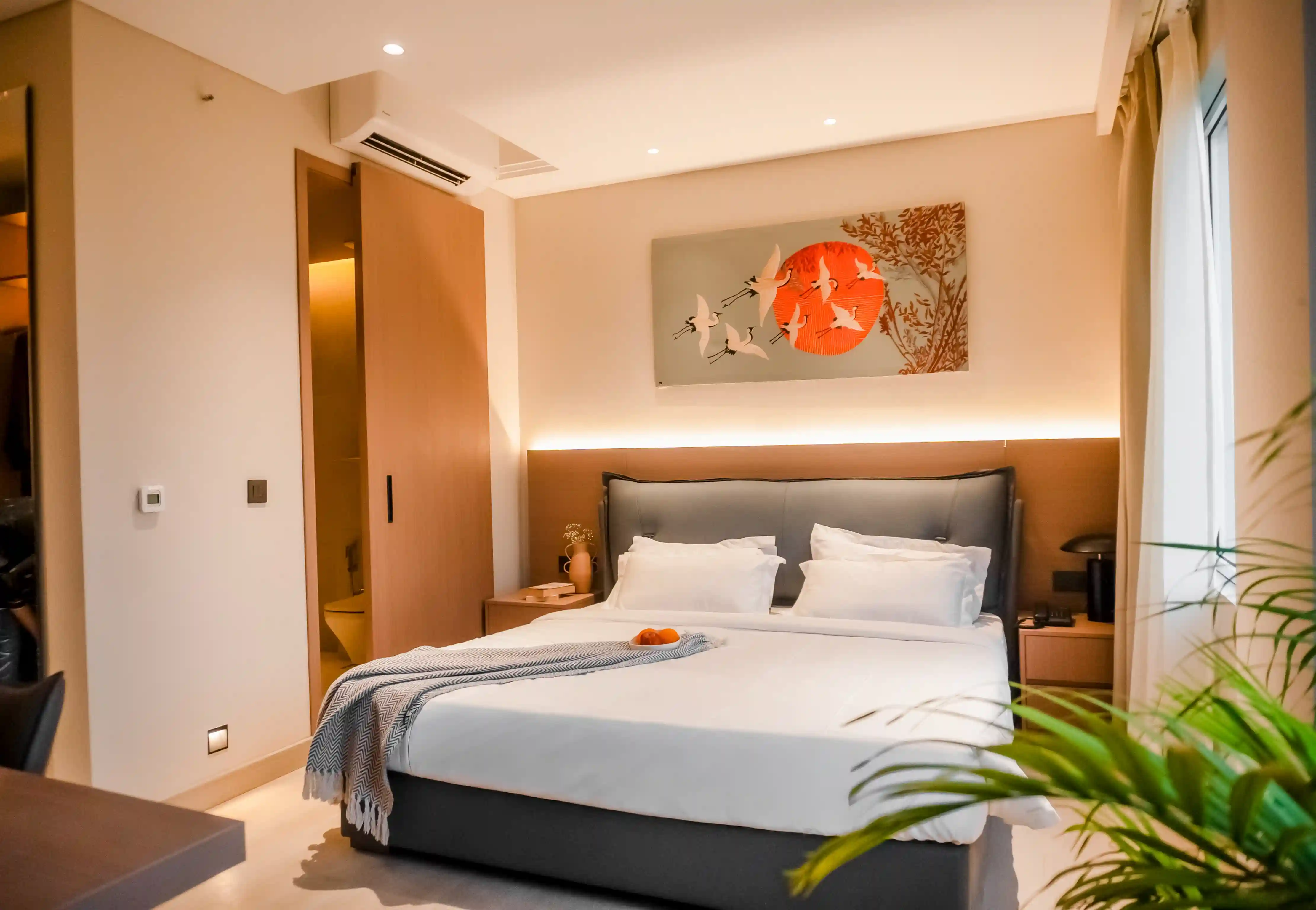 click to zoom INTERCONNECTED ROOM