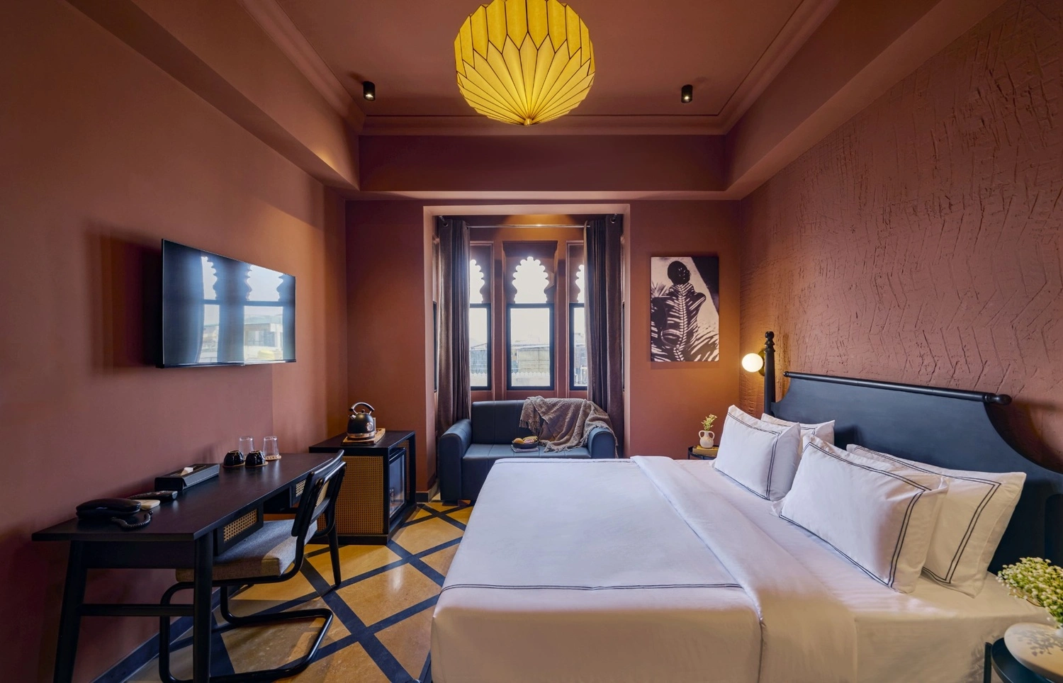 SUPERIOR KING room