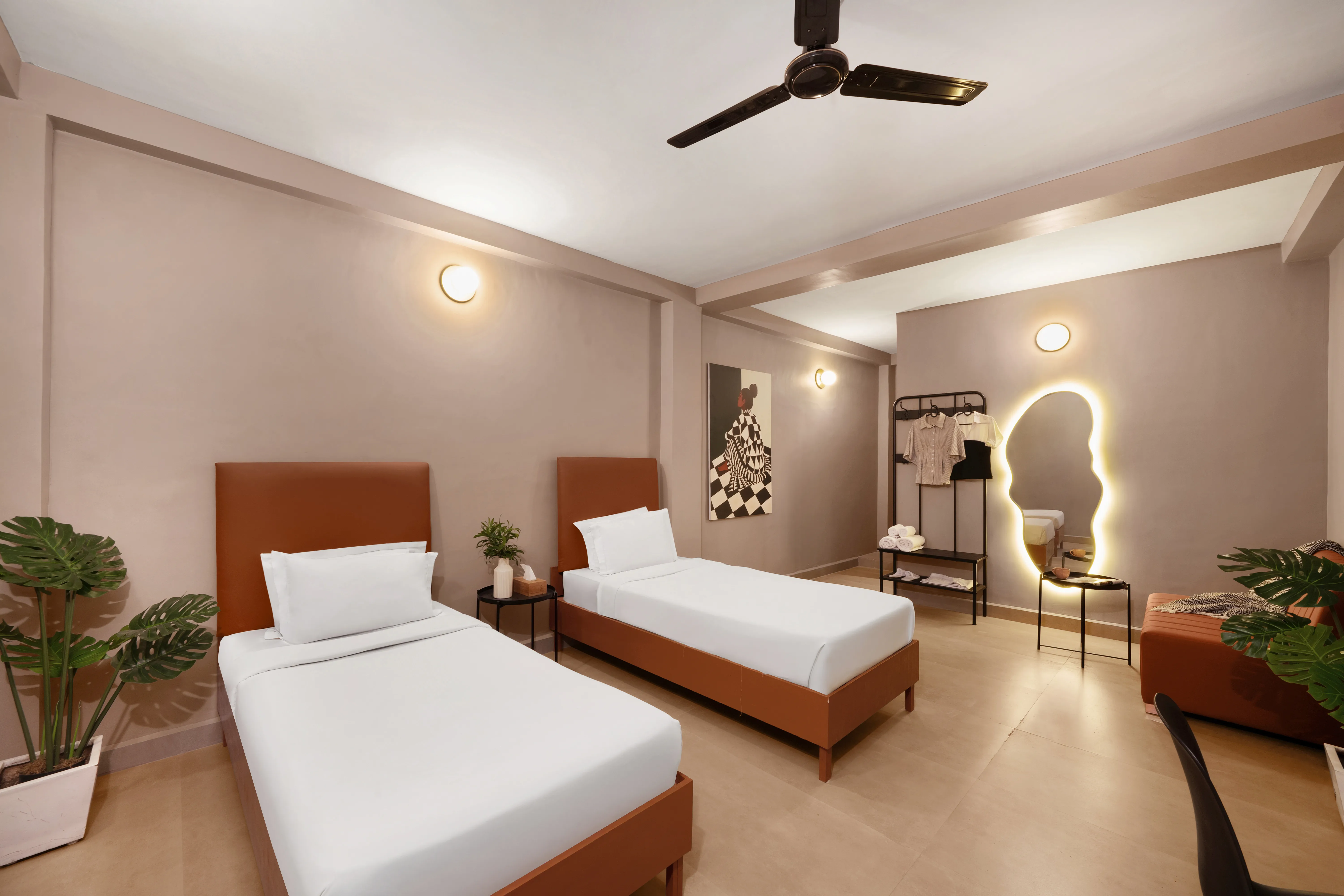 click to zoom Superior TWIN ROOM